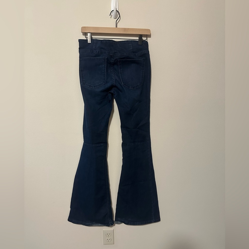 Free People Penny pull on flare leg jean 27 medium wash - Picture 9 of 11